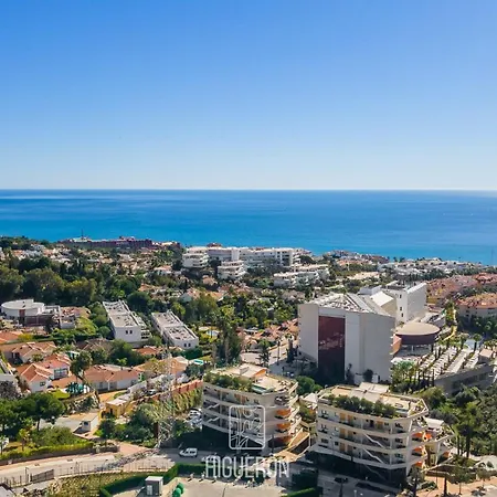 Higueronrentals Six Senses * Torremuelle